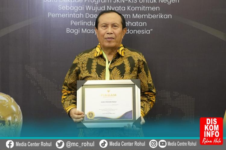 Kala Bupati Rokan Hulu Raih Penghargaan Lagi