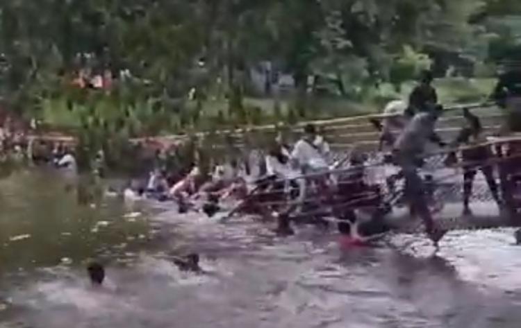 Gegerkan Medan, Jembatan Taman Cadika Putus ! Pengunjung Nyemplung ke Danau