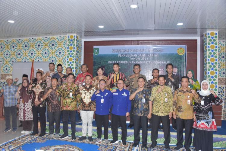 Disbun Taja Sosialisasi Pendataan Kebun Sawit Rakyat di Banlak, Ini Asa Pjs Bupati Bengkalis