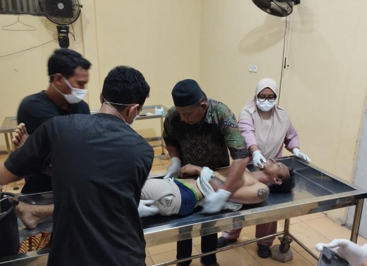 Warga Air Jamban Heboh! Pria 32 Tahun Ditemukan Tewas Gantung Diri di Rumah