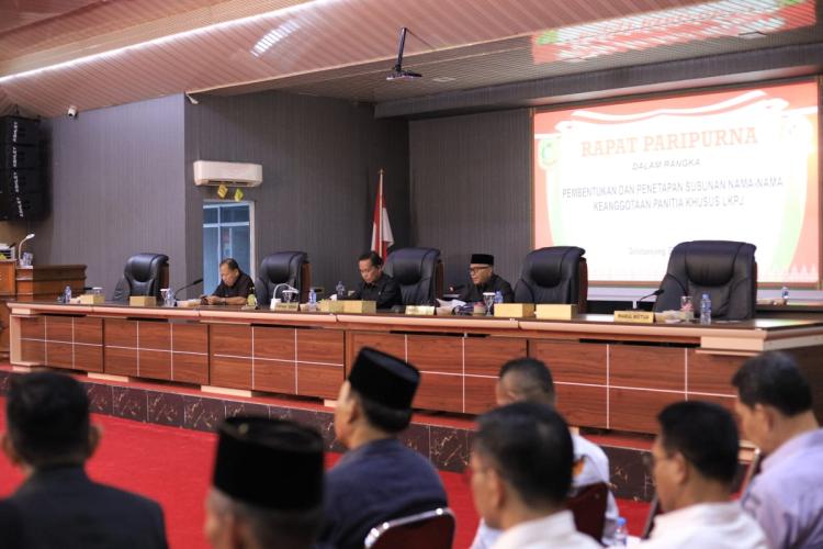 DPRD Kepulauan Meranti Paripurna Pembentukan dan Penetapan Nama Keanggotaan Pansus LKPj