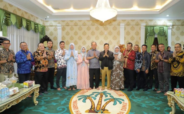 Perkuat Koordinasi Bangun Daerah, Bupati Asmar Silaturahmi dengan Bupati Inhil