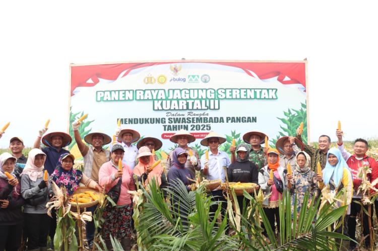Panen Raya Jagung, Kapolres Pelalawan Apresiasi PT Musim Mas