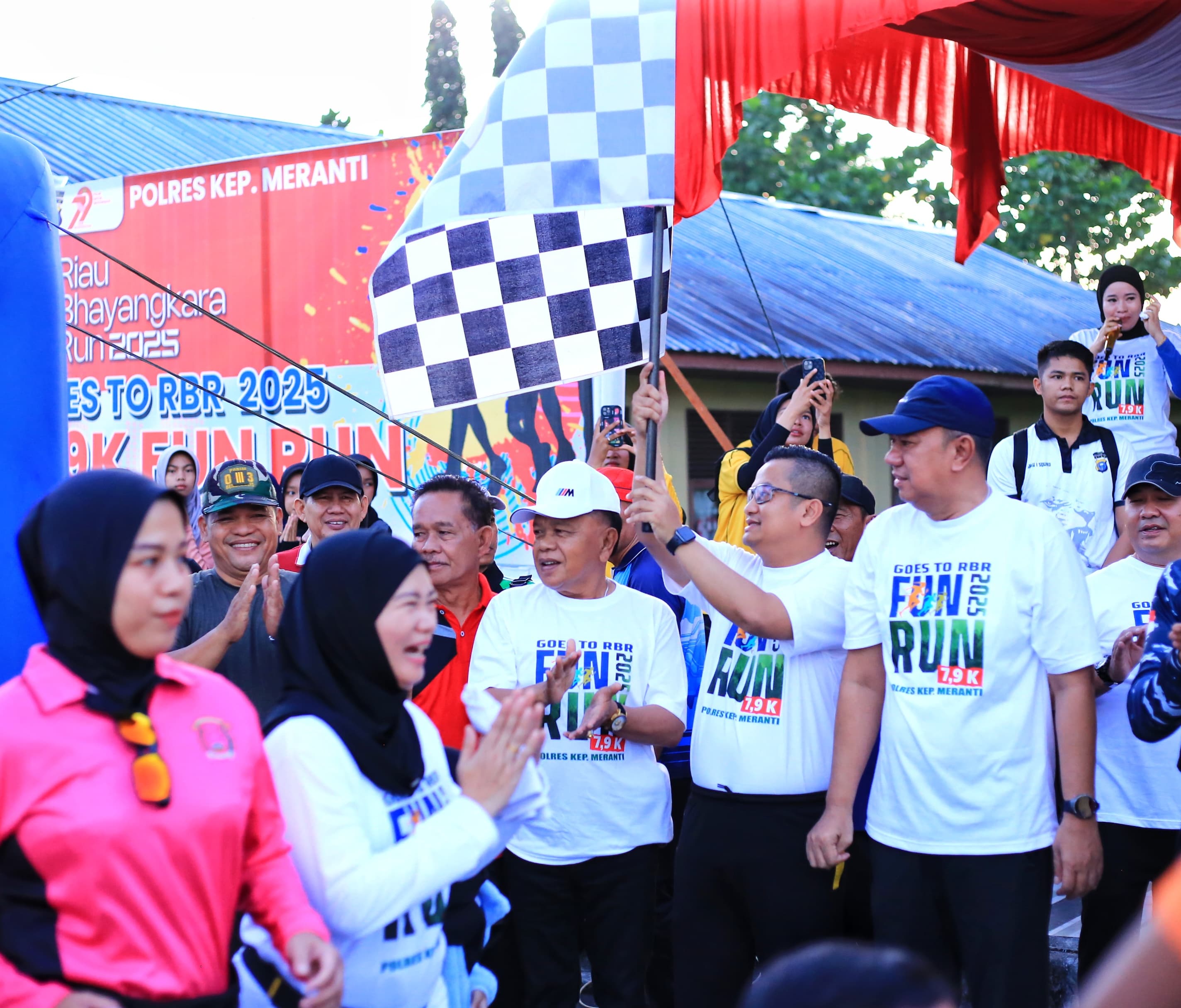 Bupati dan Wabup Kepulauan Meranti Ajak Masyarakat Sukseskan Riau Bhayangkara Run 2025