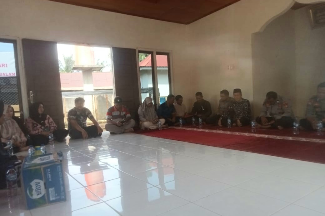 Mediasi Buntu, Korban Pembakaran Peron Sawit Pilih Proses Pelaku di Polres Rokan Hulu