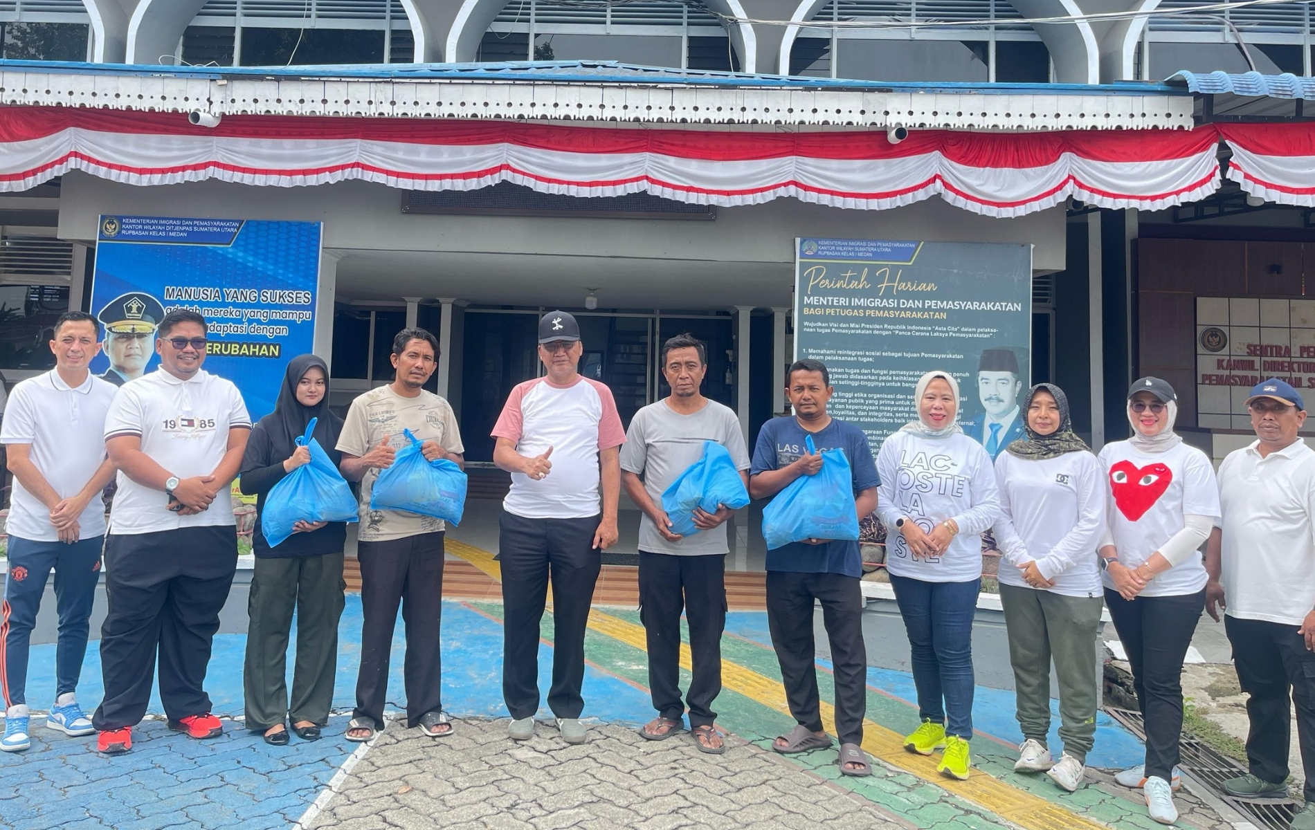 Rayakan HUT RI ke-80, Kanwil Ditjenpas Sumut Bantu Warga Lewat Sembako