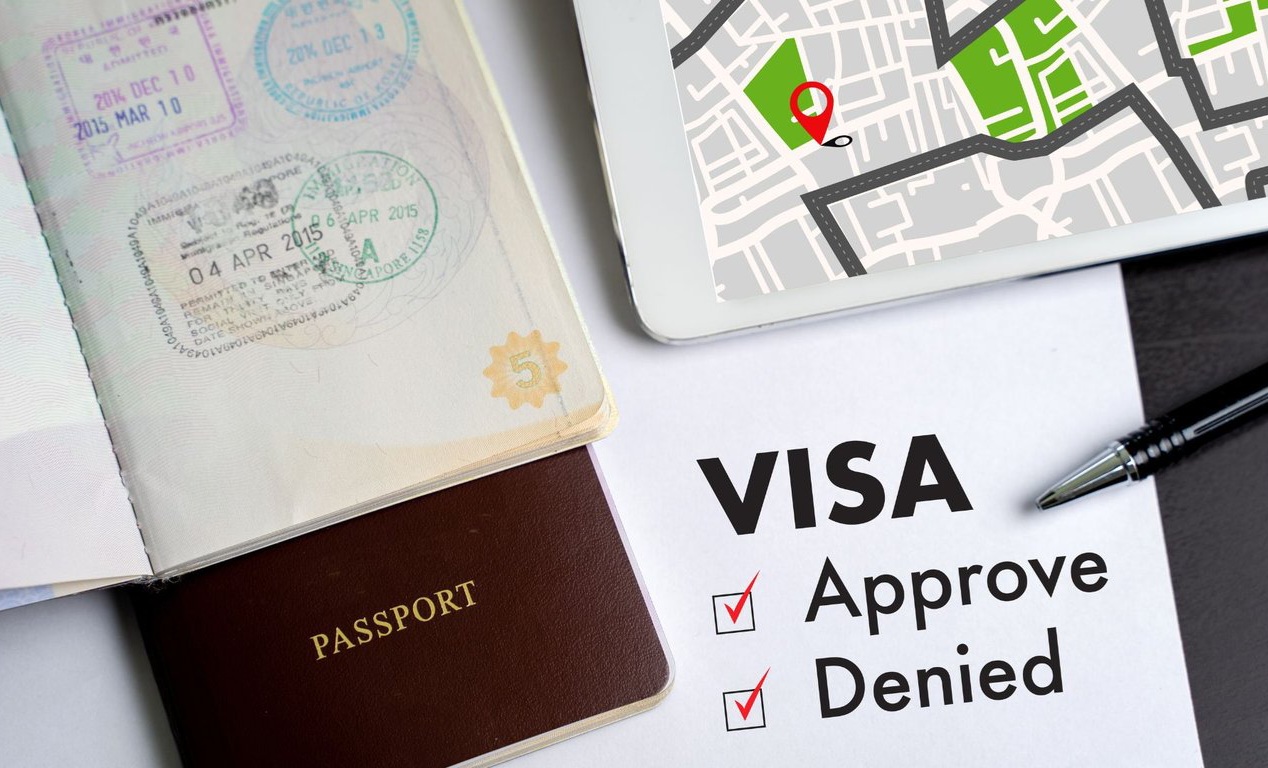 Jalur Hukum Baru Pekerja Asing Jarak Jauh di Indonesia dengan Visa E33G