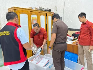 Kajari Binjai Pimpin Penggeledahan di Kantor Dinas PUPR