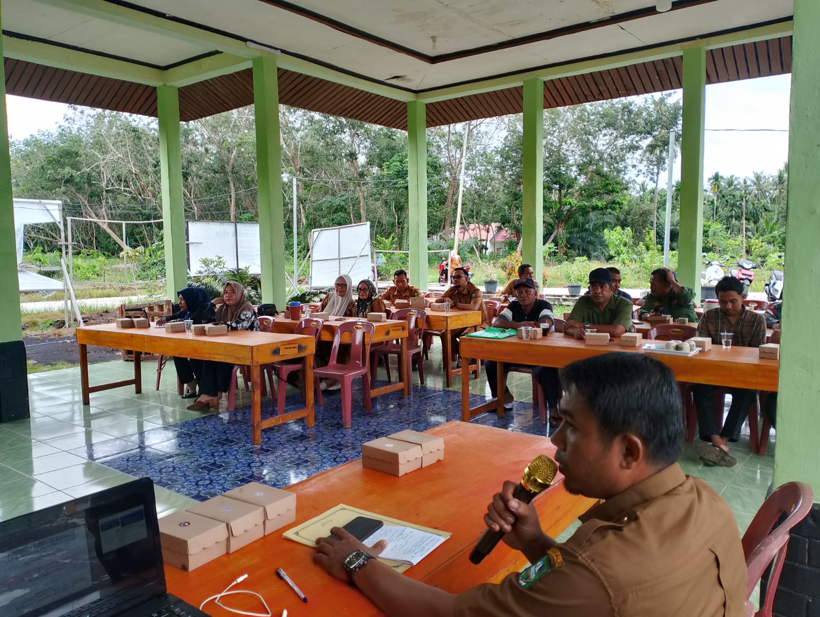 Pemdes Muntai Tegaskan Pentingnya Transparansi APBDes 2025