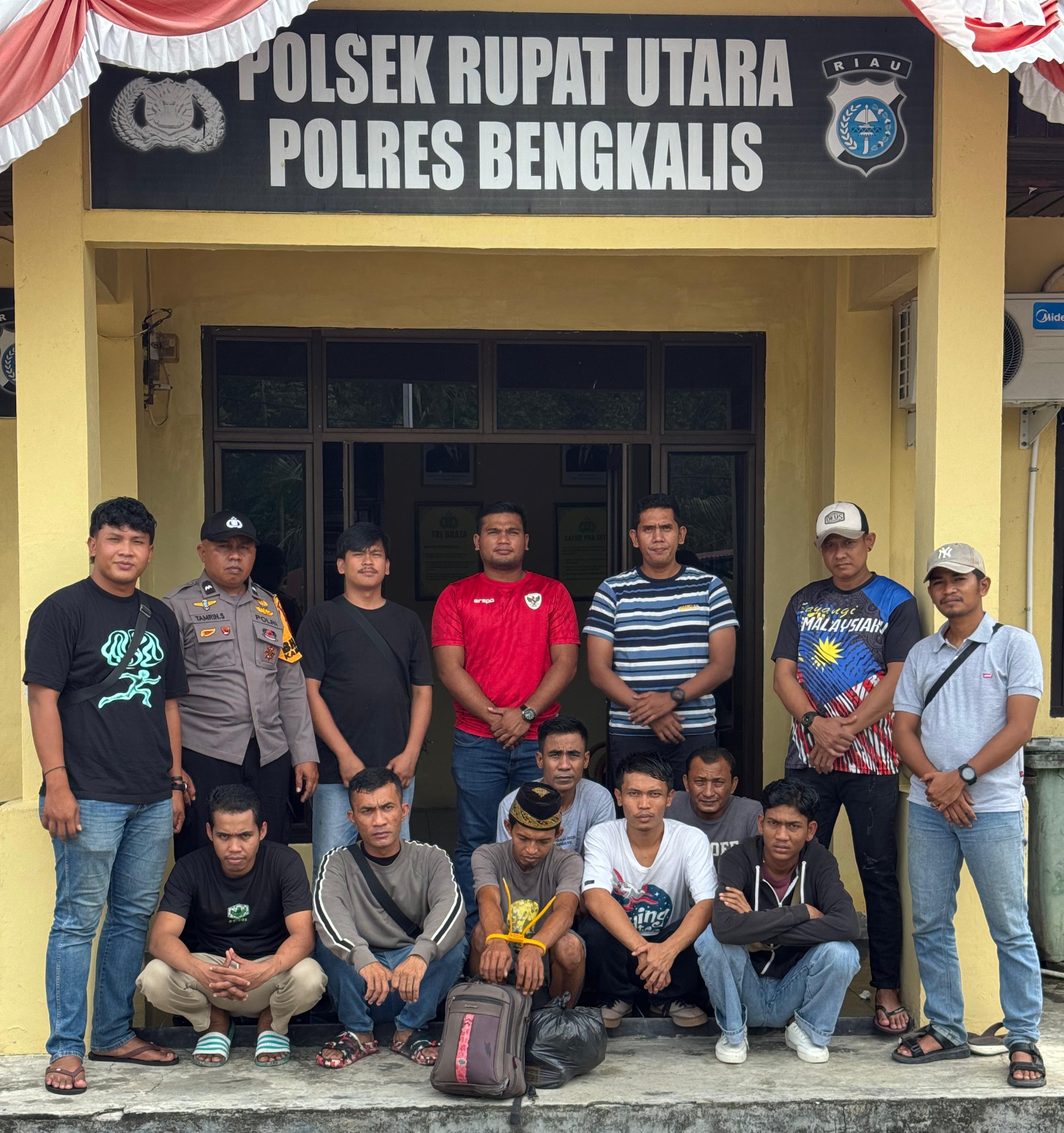 Ungkap Kasus TPPO, Reskrim Polres Bengkalis Borgol Terduga Pelaku di Pulau Rupat