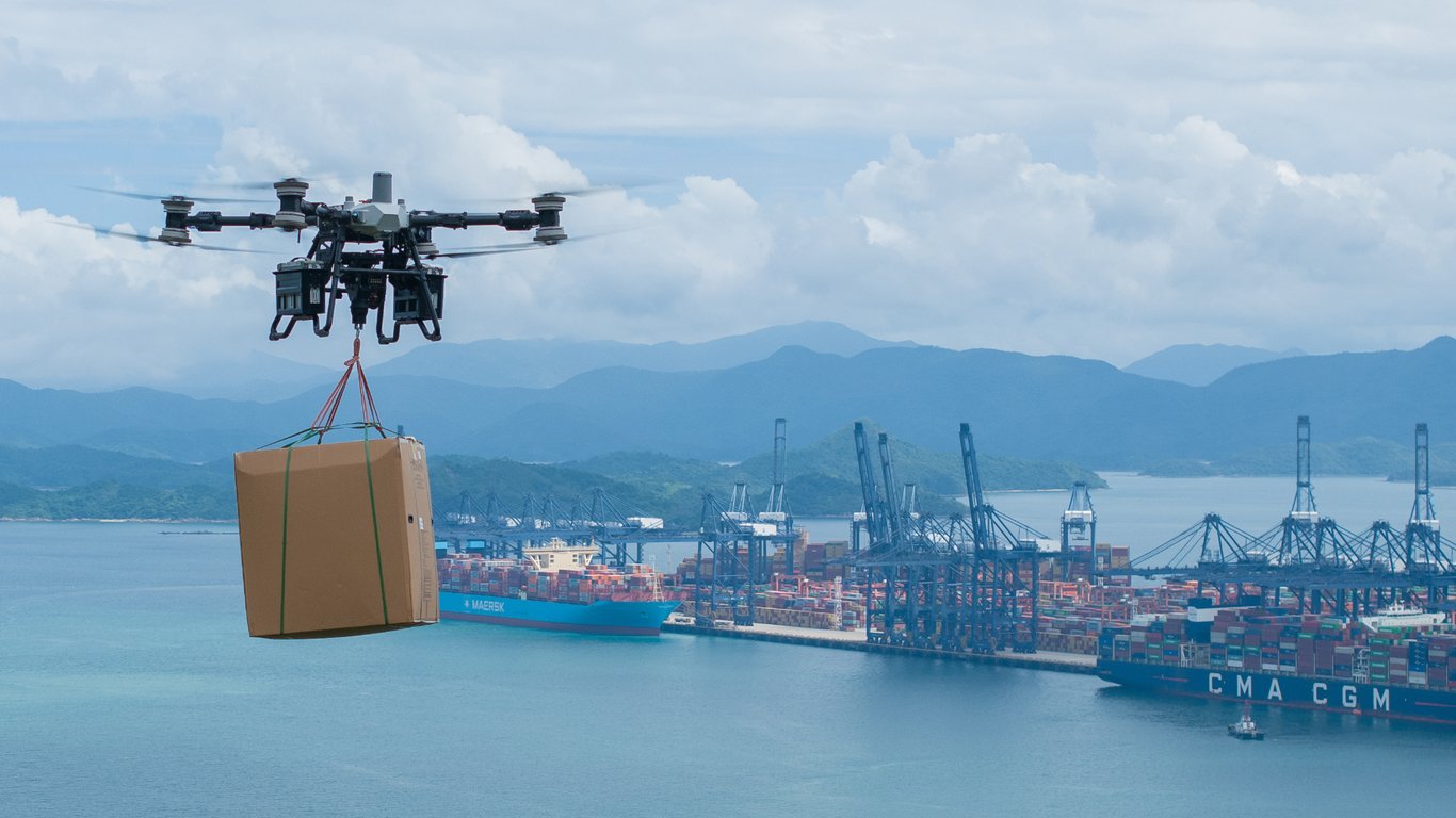 DJI Luncurkan FlyCart 100, Drone Delivery Teranyar Kapasitas Hingga 100 Kg