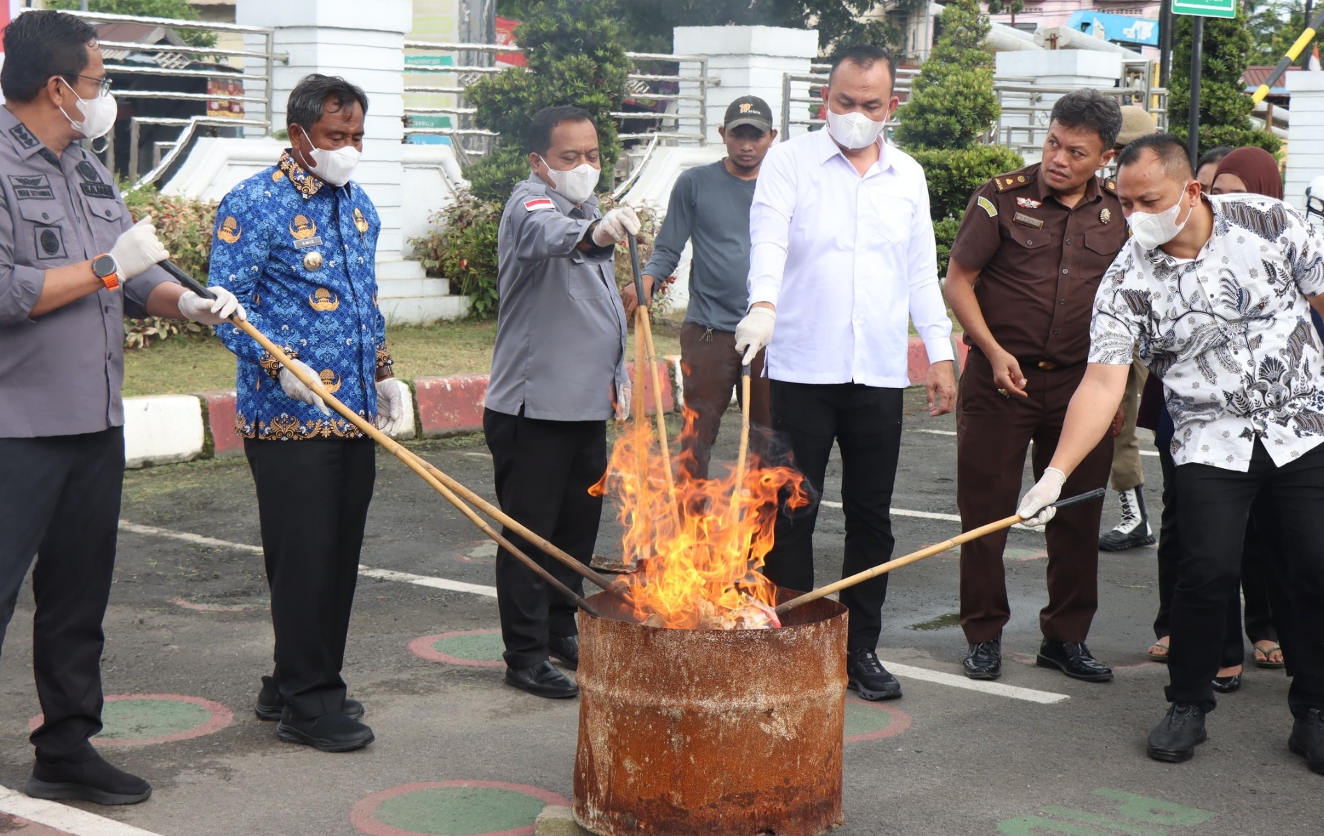 Walikota Ikut Pemusnahan Barang Bukti Narkoba di Kejari Binjai