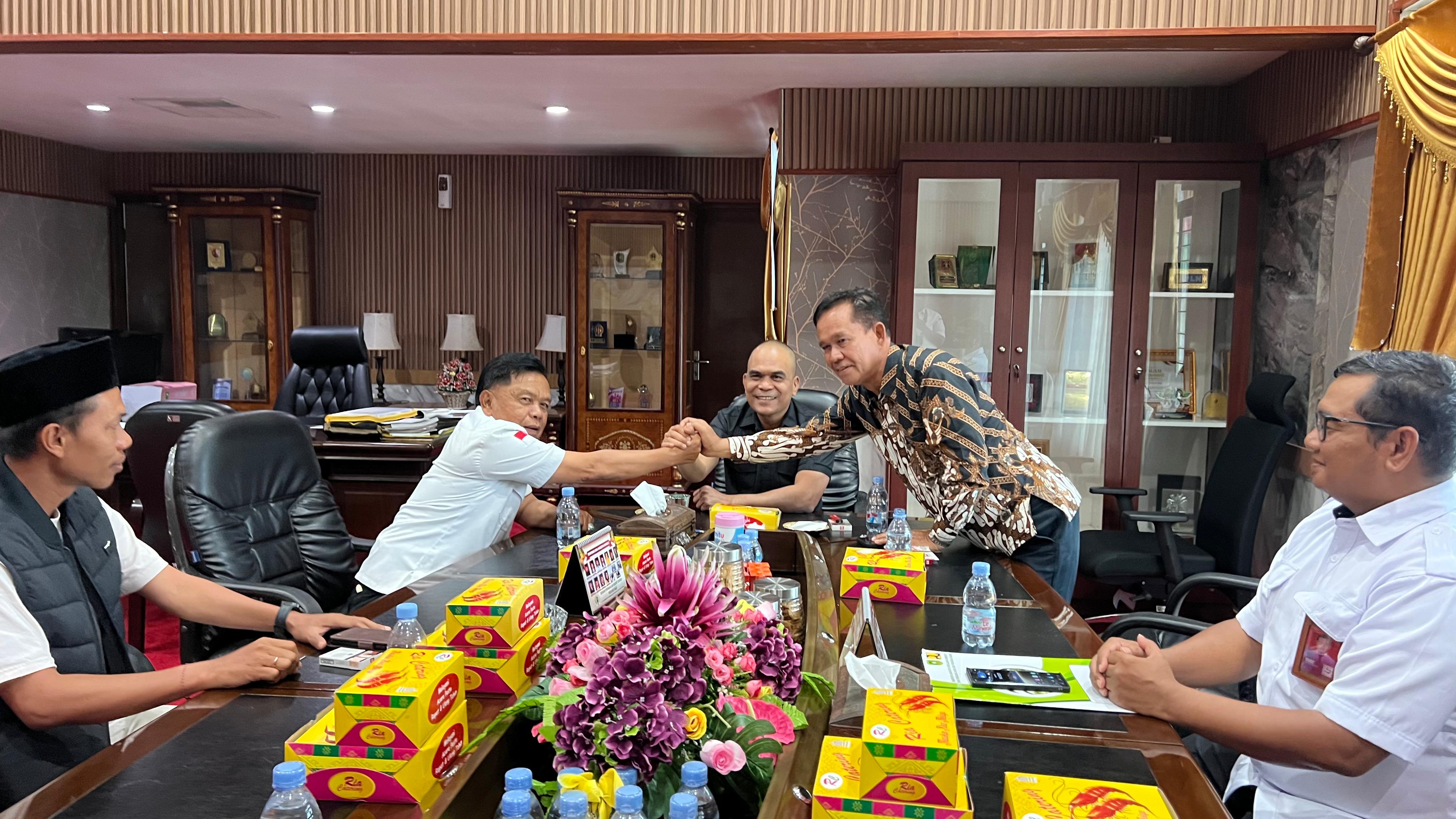 Bupati Kepulauan Meranti 'Jemput Bola' Perbaikan Jembatan dan Jalan Provinsi ke DPRD Riau
