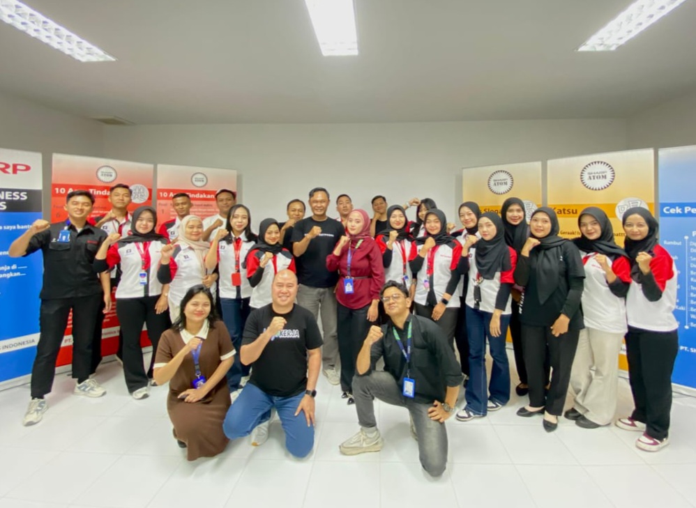 Digembleng Lewat Training, Penjualan Promotor SHARP Bandung Naik Signifikan