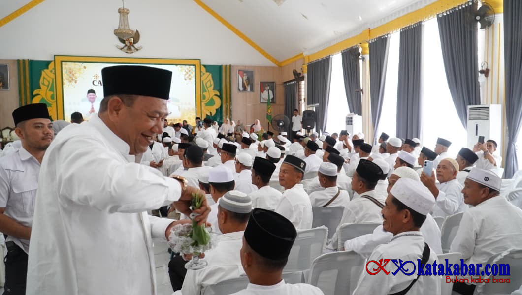 Tepung Tawari 398 Jemaah Calon Haji Langkat, Usia Tertua 82 dan Muda 22 Tahun