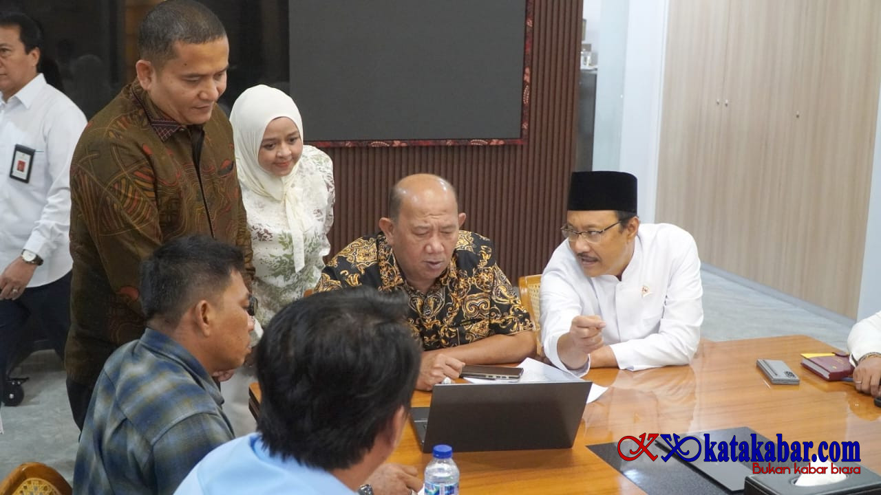 Didesak Warga Soal Bantuan Banjir, Bupati Langkat Jemput Bola ke Kemensos