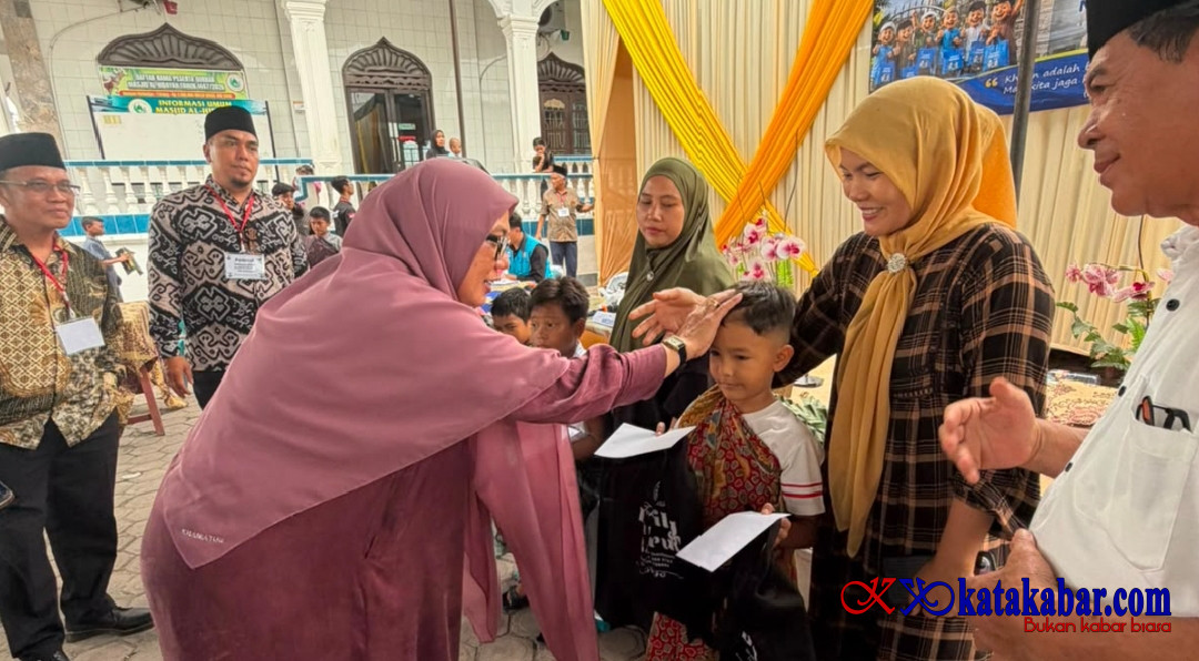 BKM Alhidayah dan Yayasan Cahya Usmani Center Khitan 60 Anak Yatim dan Dhuafa di Medan