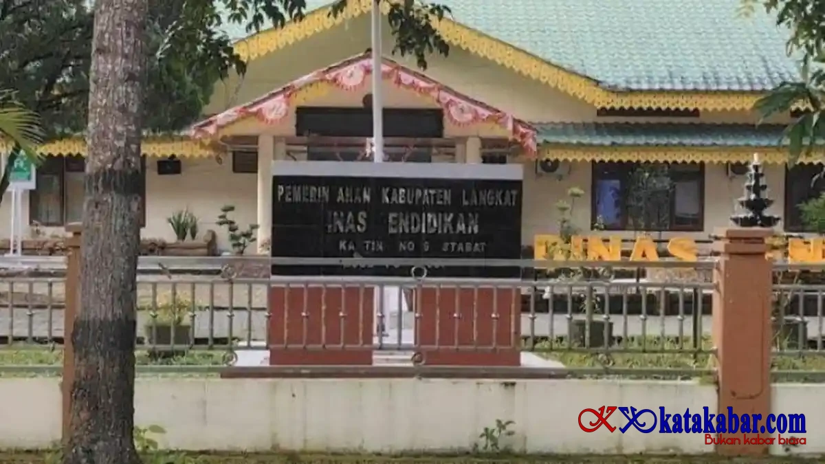 Negosiasi Dini Hari Proyek Mebel Rp48,4 M Langkat, Auditor Soroti Dugaan "Kejar Tayang" dan Mark-Up Rp6 Miliar