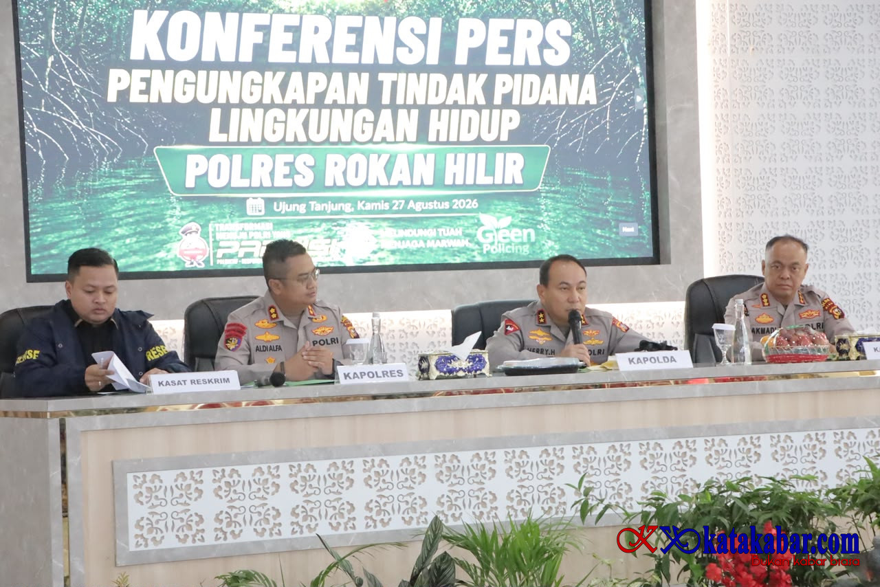 Pimpin Konferensi pers TPLH Pengrusakan 133 Hektar Mangrove di Rohil, Ini Arahan Kapolda Riau