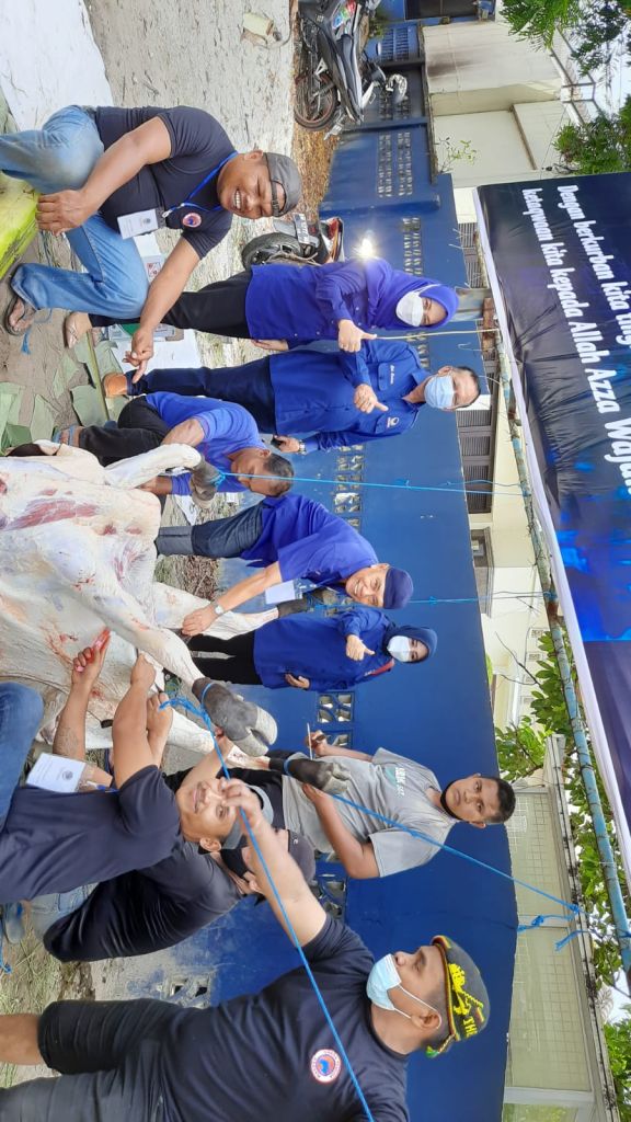 Idul Adha, NasDem Riau Sembelih 2 Ekor Sapi dan 1 Kambing