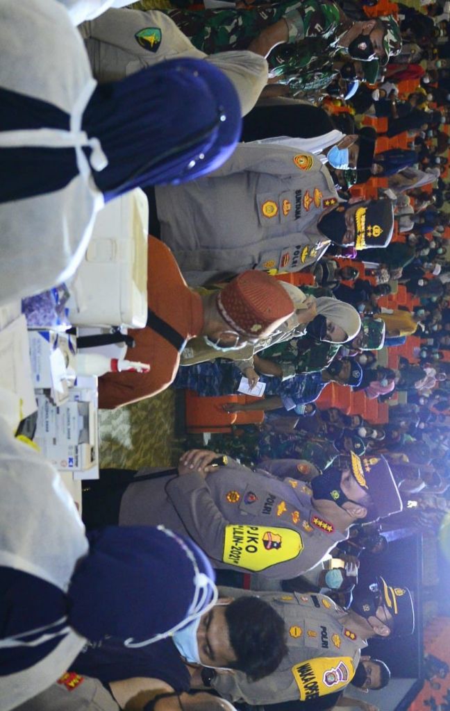 Kapolri Tekankan Vaksinasi Hingga Waspadai Pintu Masuk Negara