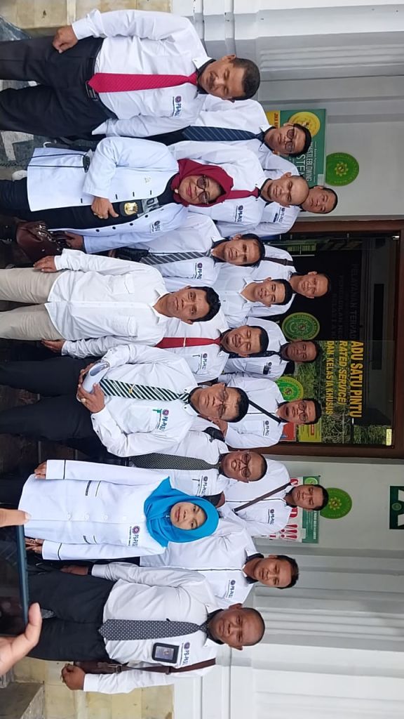 Pemilik Ambai Kafe ' Diseret' Ke Pengadilan