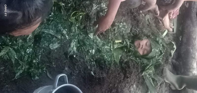 Petir Sambar Balita, Tubuhnya Ditanam