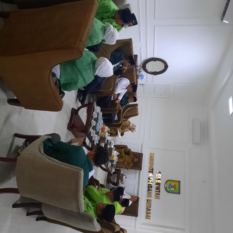 Bupati Serdang Bedagai Terima Audiensi Panitia HUT ke-92 Al Washliyah