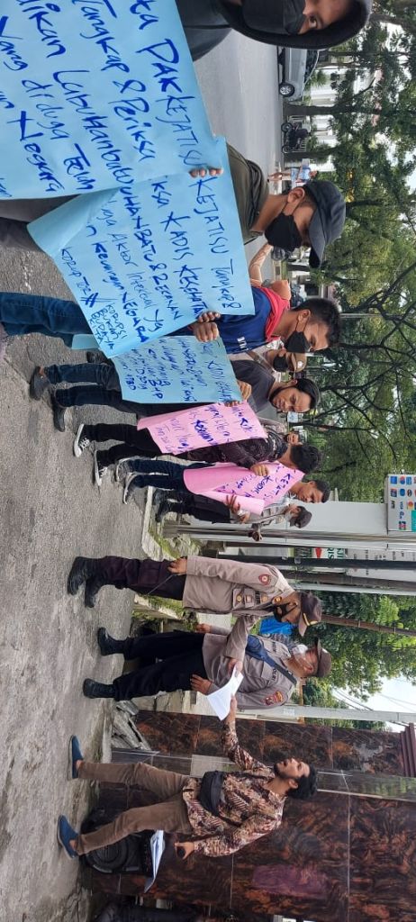 Pembangunan Ruang Perpus, Guru dan Toitel Dikorupsi