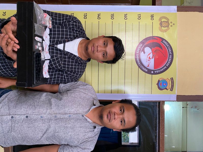 Pengedar dan Pemakai Narkoba Diamankan, Potongan Kertas Kartu Telkomsel dan Kotak Rokok Sempurna Disita