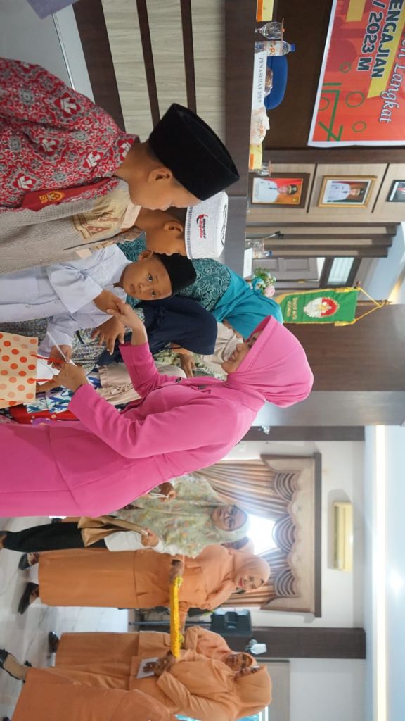 Darma Wanita Persatuan Langkat Gelar Pengajian dan Halal Bihalal