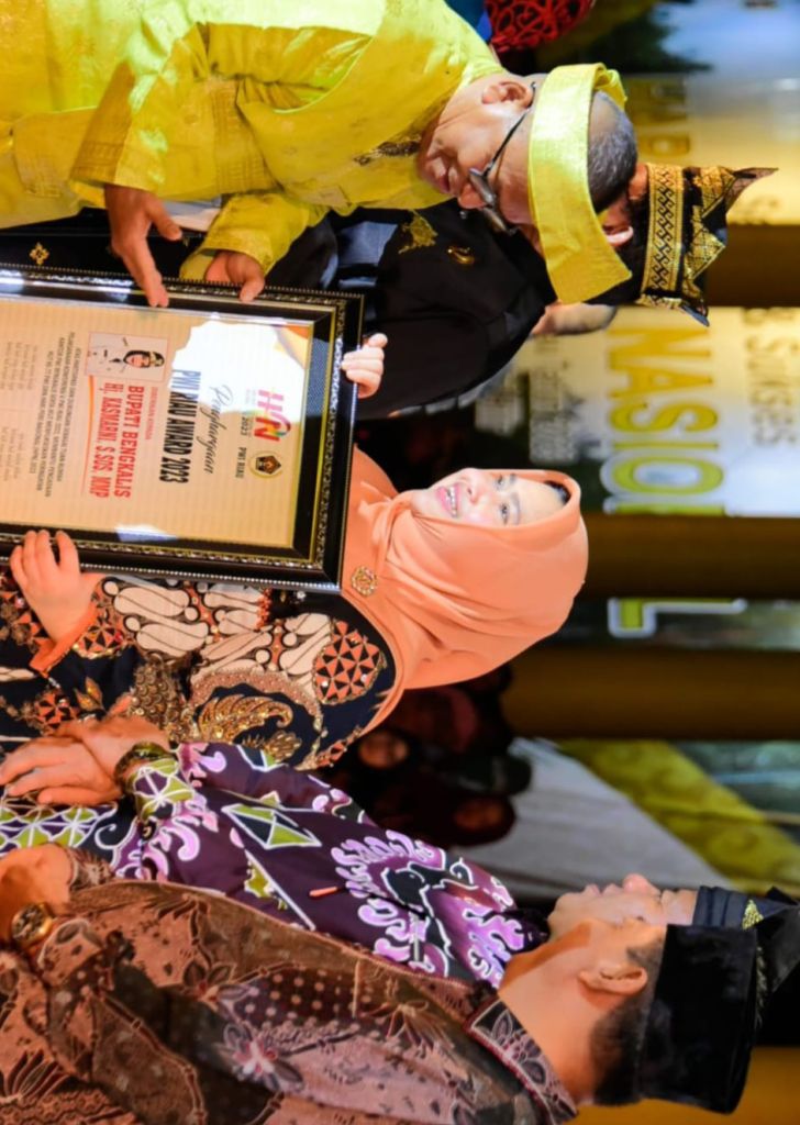 Terima Anugerah di Puncak HPN 2023, Ini Kata Bupati Bengkalis